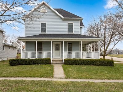 109 Fremont St NE, Blairstown, IA, 52209