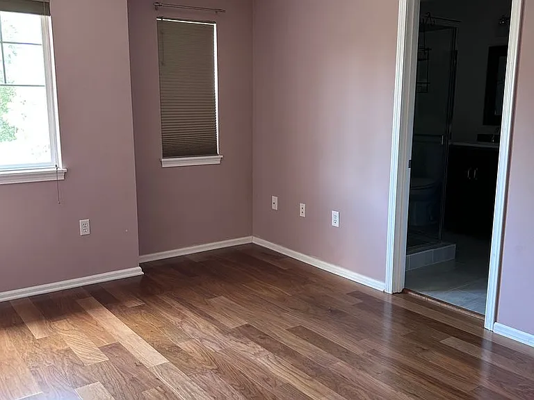 4912 Lake Pl S #B — Photo 18