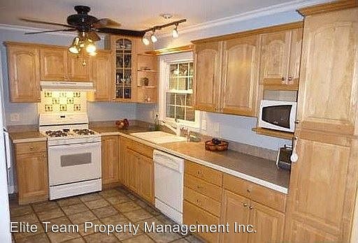 2nd image of 530 Sunnywood Ln