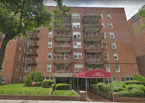 Sold by Corcoran | media 19