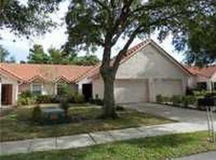 1135 Woodleaf Ct, Palm Harbor, FL 34684