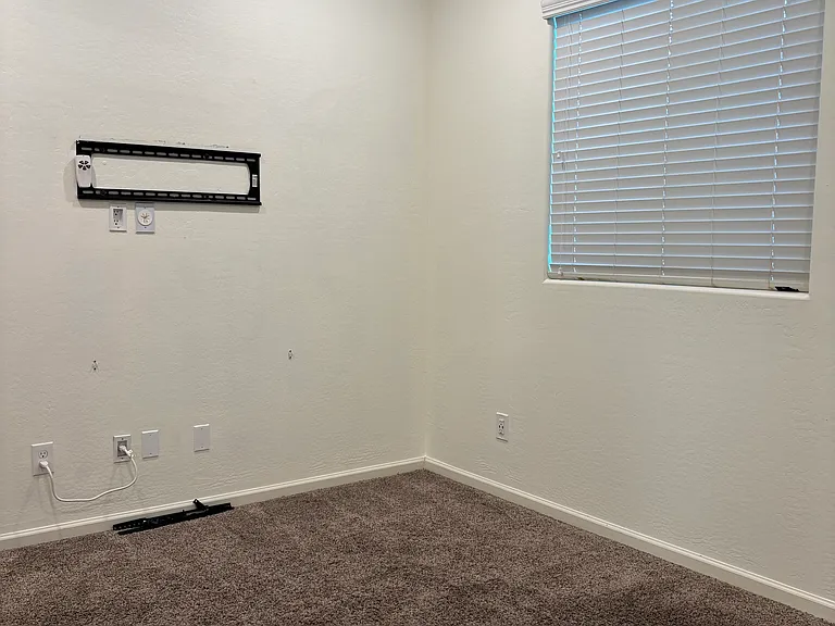3183 S Magnolia Ln — Photo 14