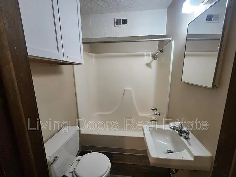 1627 Deweese Dr — Photo 14
