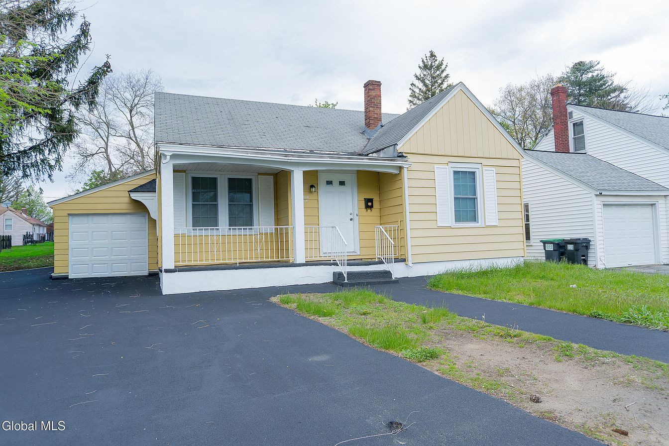 1st image of 1311 Curry Road