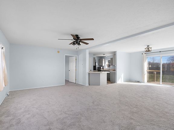 3rd image of 16224 Crimson Ave