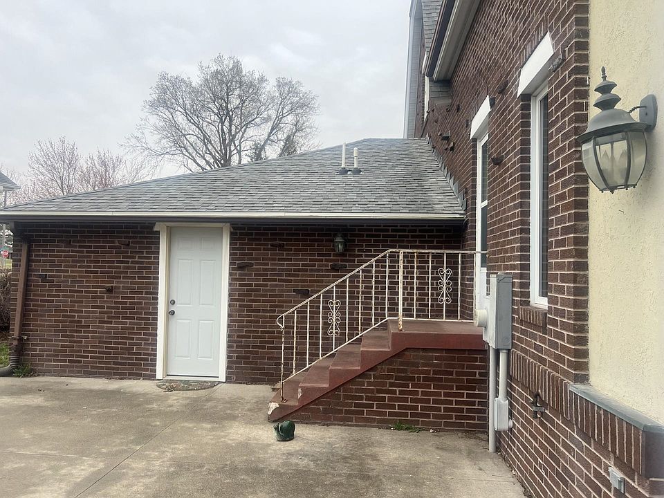 4th image of 1619 Koenigstein Ave