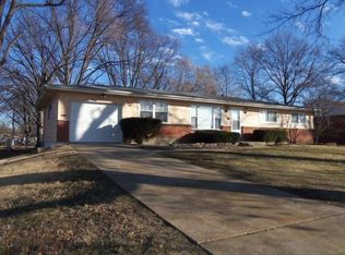1211 Shepley Dr, Saint Louis, MO