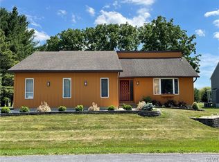 4545 Graystone Dr, Nazareth, PA 18064