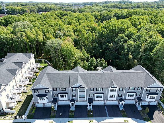 2nd image of 2502 Evans Ln