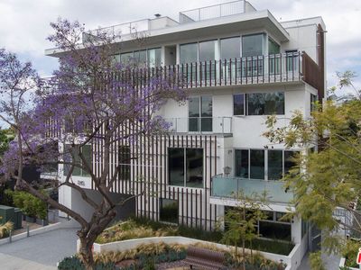 1345 Havenhurst Dr APT 7, West Hollywood, CA, 90046