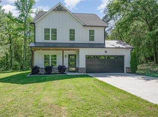 7634 Grapevine Rd, Lewisville, NC 27023