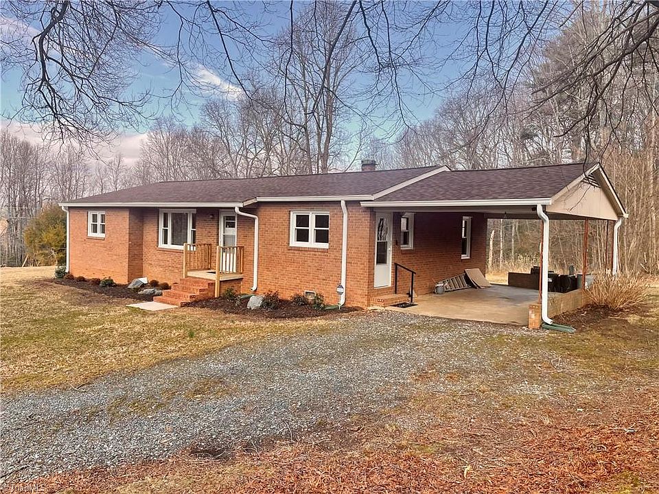 1st image of 286 Pike Rd