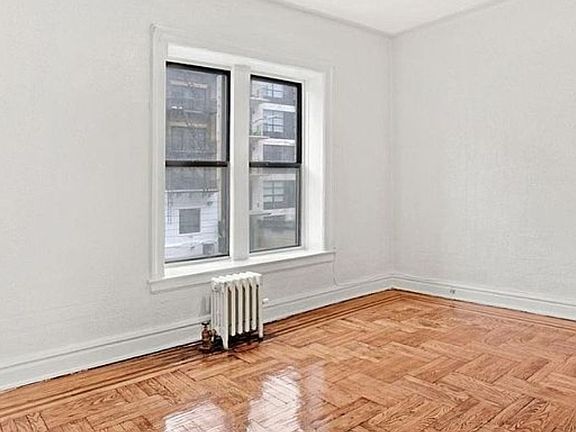 5th image of 263 Eastern Pkwy #5G