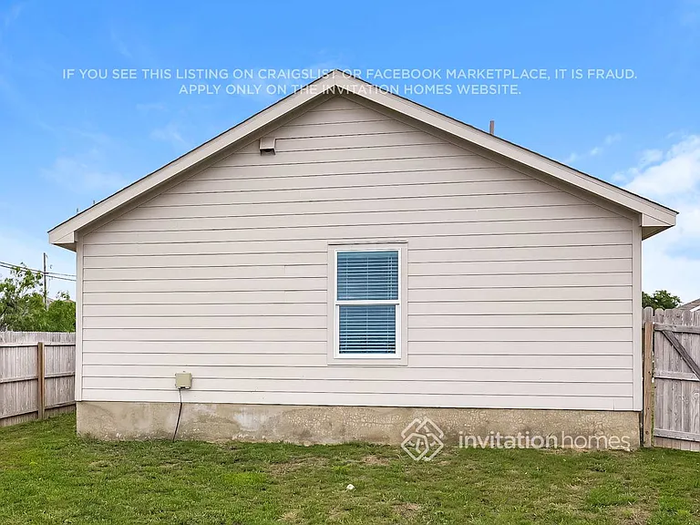7312 Plata Cir — Photo 15
