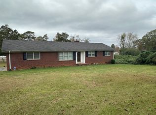 2670 W Croft Cir, Spartanburg, SC 29302