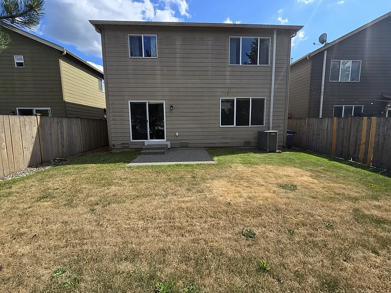 24064 SE 262nd St — Photo 36