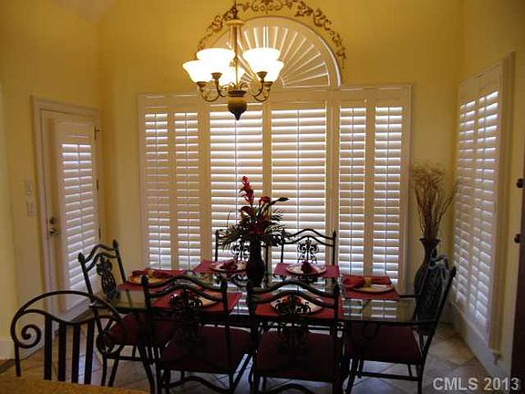 5th image of 3510 Saint Marys Ct
