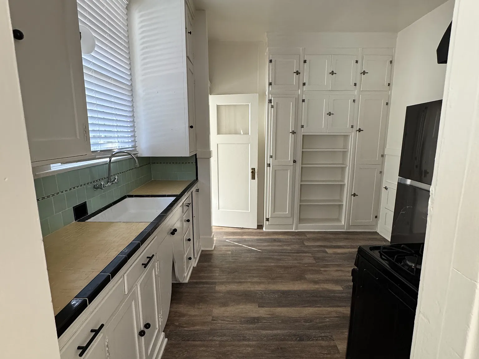 1 bed, 1.0 bath, $1,695 — Photo 4
