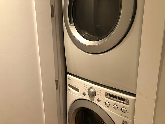 Rented by Friedman Roth Realty | media 20