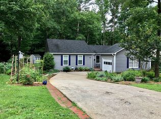 321 Trappers Run Dr, Cary, NC 27513