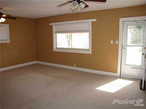 3rd image of 217 Avenue E