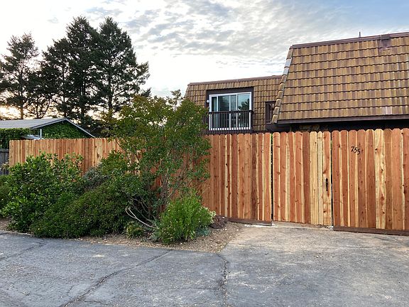 2nd image of 755 Marsh Ct
