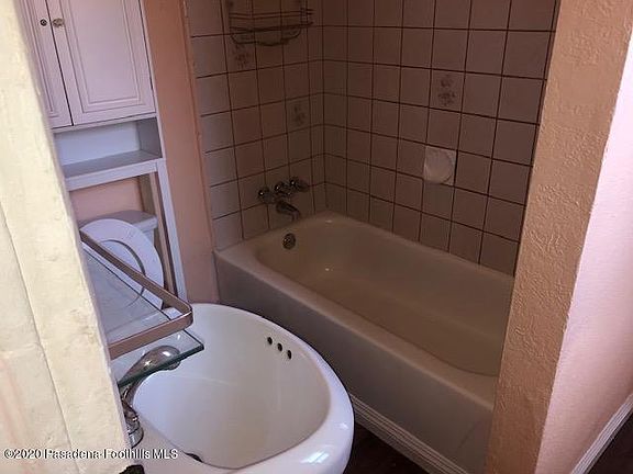 3rd image of 807 N Avenue 65