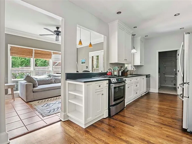 1213 Club Walk Dr NE — Photo 9