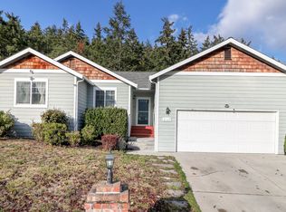 1622 NW Camellia Loop, Oak Harbor, WA 98277