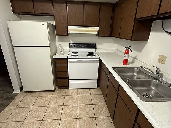 2nd image of 750 Pleasant Ave APT 107