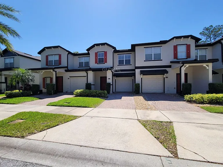 10254 Park Commons Dr — Photo 1