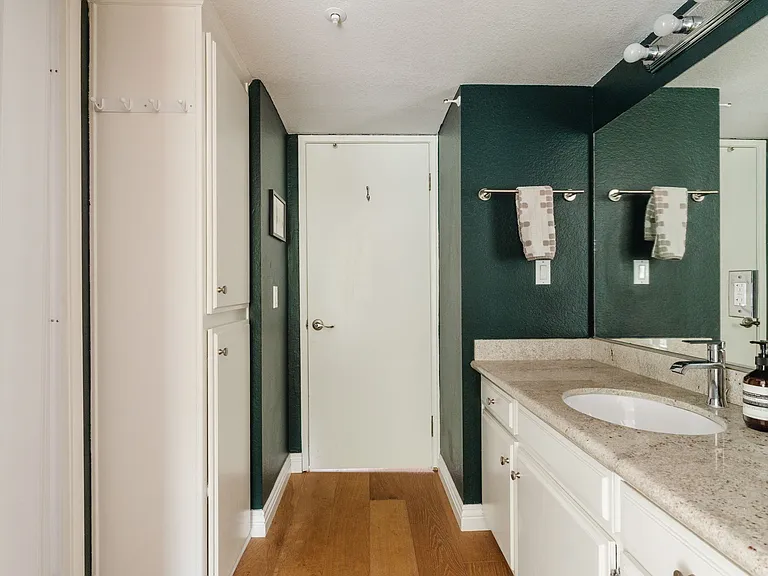 1016 Hancock Ave #6 — Photo 23