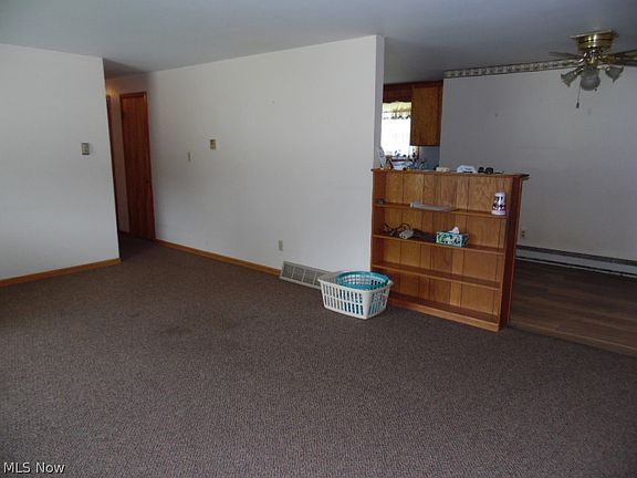 3rd image of 22122 Valley View Dr