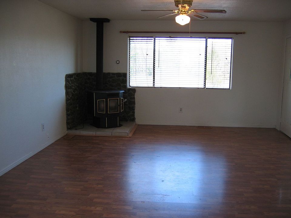2nd image of 5890 E Buckboard Trl