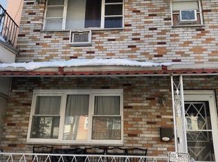525 43rd St, Union City, NJ 07087