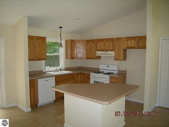 5th image of 2281 Woodcock Ln
