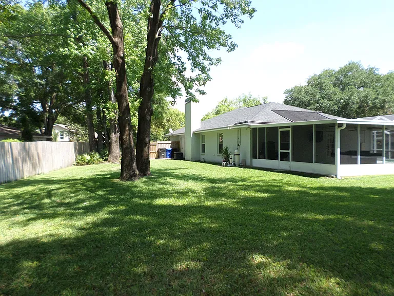 18230 Dolly Brook Ln — Photo 36