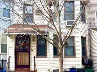 5822 60th Pl, Maspeth, NY 11378