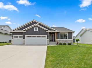 10946 Brookdale Dr, West Des Moines, IA 50266