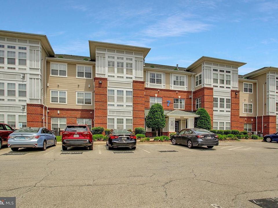 1st image of 12900 Fox Bow Dr APT 309