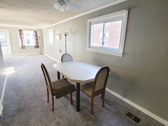 4th image of 624 Richfield Ave
