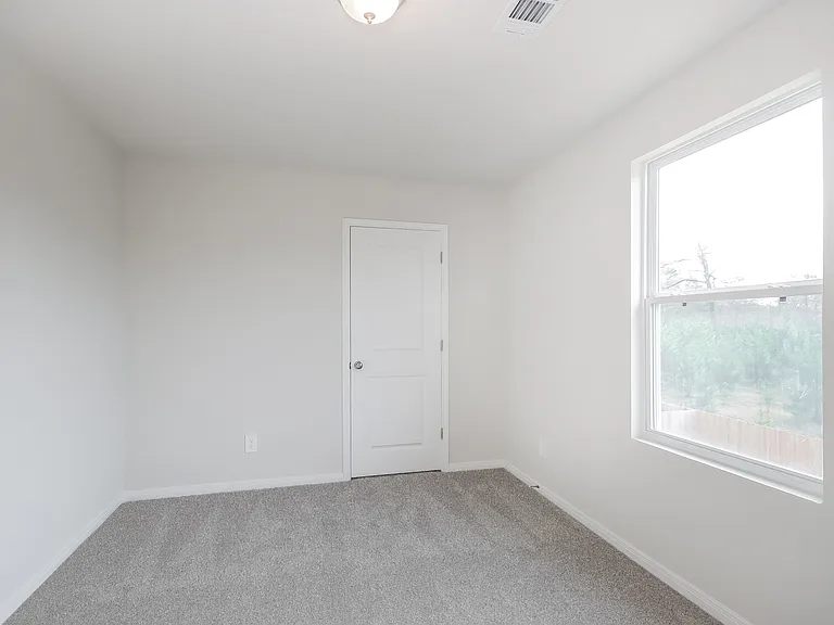 15819 Del Norte Dr — Photo 13