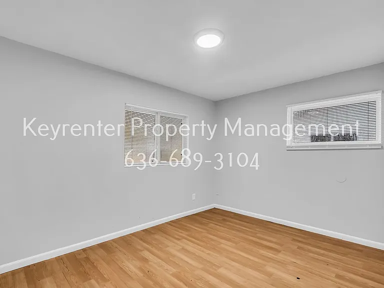 10521 Duke Dr — Photo 18