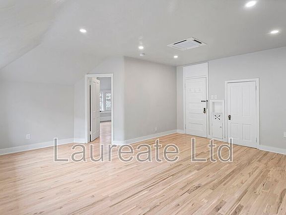 5th image of 1058 N Pearl St APT 4