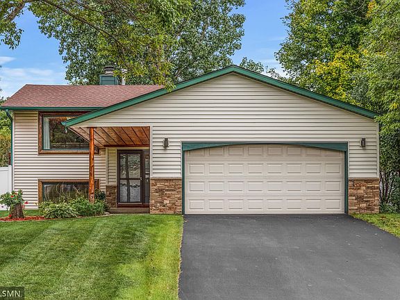 2nd image of 5055 Forestview Ln N