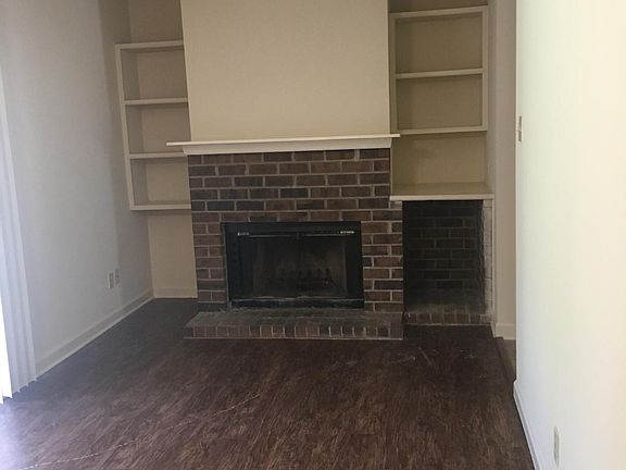 5th image of 9019 Countryside Ln APT A