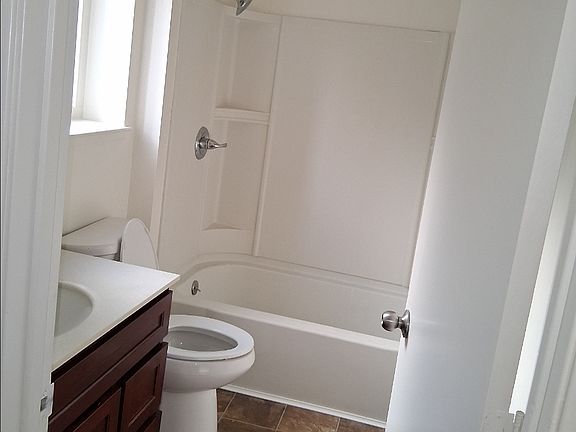 5th image of 303 Armour Ave #0