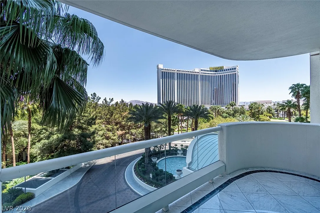 2 bed, 2.5 bath, 2050 sqft, $4,250 — Photo 3