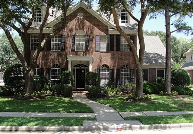 Beautiful Wooded Front Elevation - Cul-De-Sac Lot 1