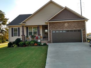 243 Brimfield Dr, Cowpens, SC 29330